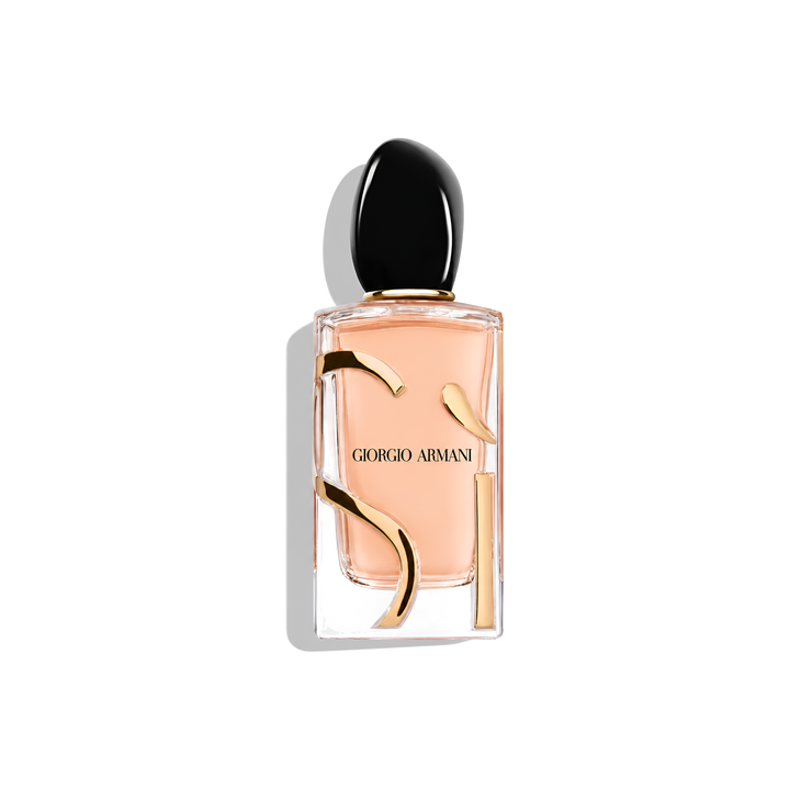 Bottle of Armani Si EDP fragrance on a white background with soft shadow