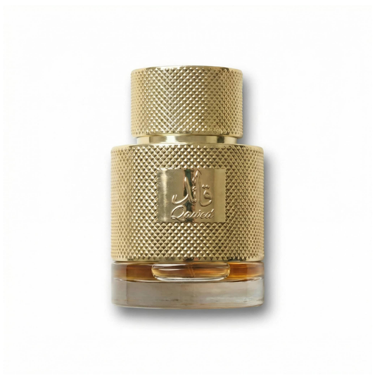 Bottle of Lattafa Qaa'ed EDP fragrance on a white background with soft shadow