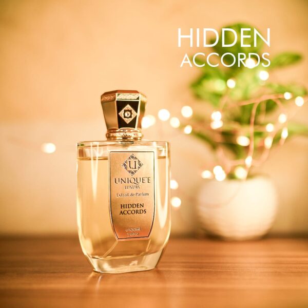 Unique'E Luxury Hidden Accords Extrait de Parfum