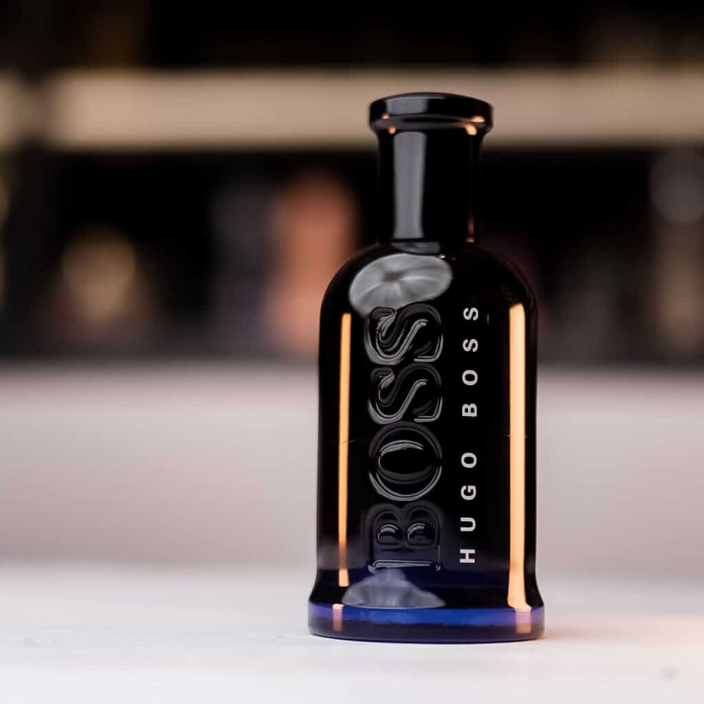 ドーハ Hugo Boss BOTTLED NIGHT 香水 100ml Amazon.com: Hugo Boss Bottled Night Eau de Toilette 3.3 fl