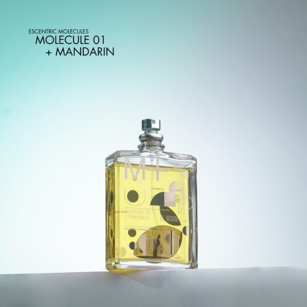 Escentric Molecules Molecule 01 + Mandarin